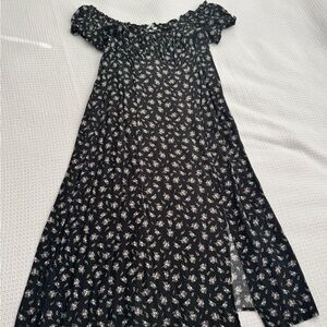 H &M Floral Off-Shoulder Maxi Dress